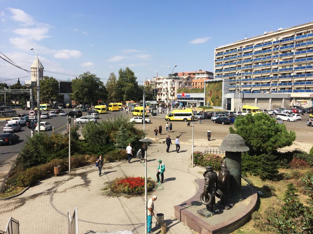 Modern Apartment Avlabari Тбилиси Экстерьер фото